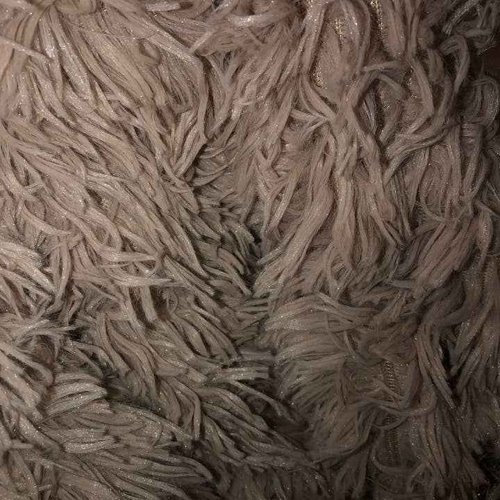 Non-Shedding Pet Blanket, Machine Washable Vegan Fur